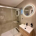 Ochtum - 2 Bedroom - Comfort & Style