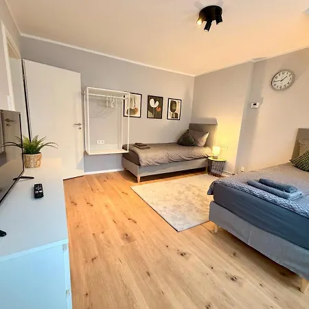 Ochtum - 2 Bedroom - Comfort & Style