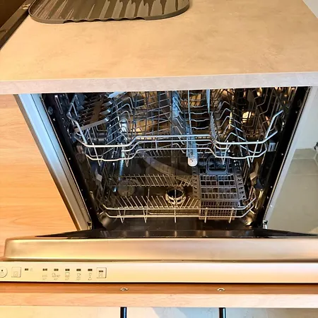 Ochtum - 2 Bedroom - Comfort & Style