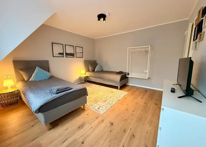 Ochtum - 2 Bedroom - Comfort & Style *